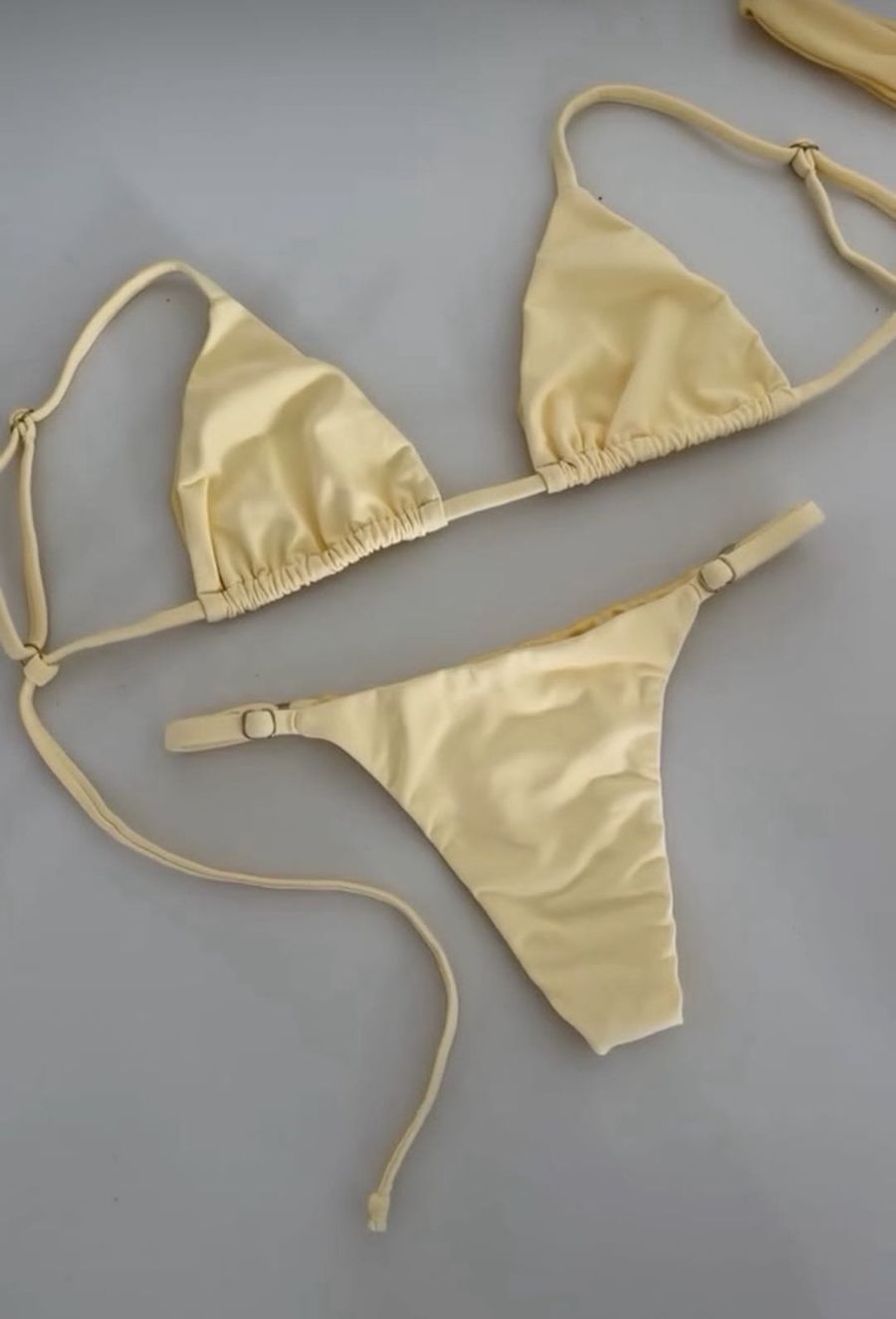 Biquíni Slim amarelo manteiga