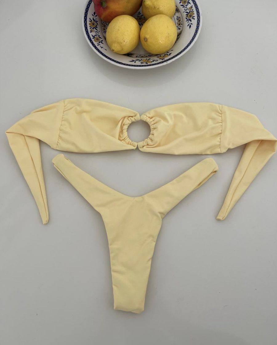 Biquíni tomara que caia amarelo com argola